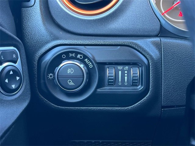 Certified 2022 Jeep Gladiator Mojave image 23