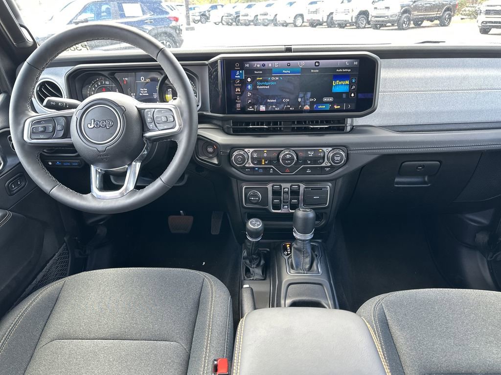 Certified 2025 Jeep Wrangler Unlimited Sahara image 10