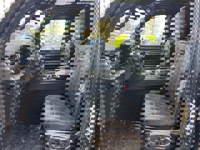 Used 2024 Jeep Wagoneer Series III w/ Premium Group I image 24