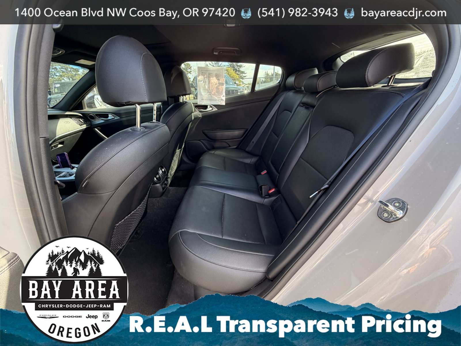 Used 2022 Kia Stinger GT1 AWD/4WD image 17