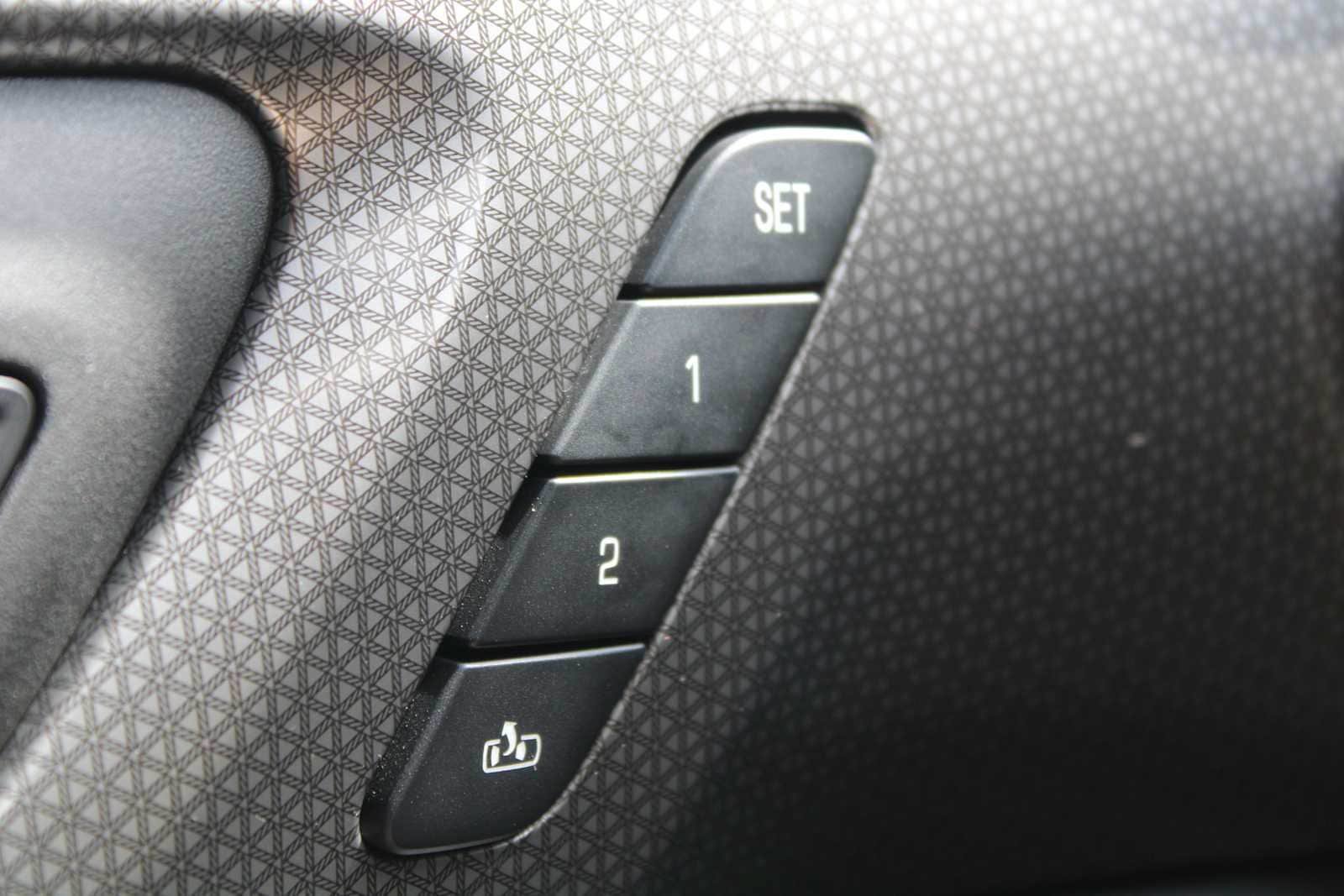 Certified 2023 Chevrolet Traverse Premier AWD/4WD image 20