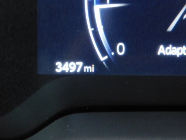 Used 2025 Toyota Corolla Cross XLE w/ Convenience Package image 31