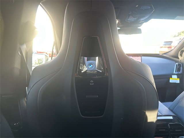New 2026 BMW iX xDrive60 w/ M Sport Package image 21