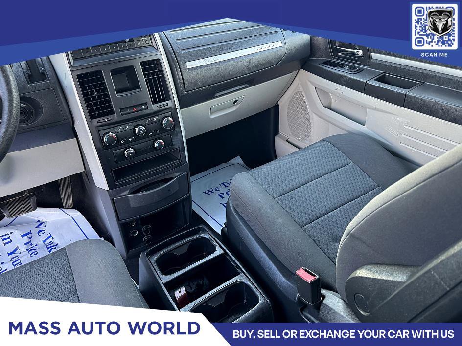 Used 2010 Dodge Grand Caravan SE image 9
