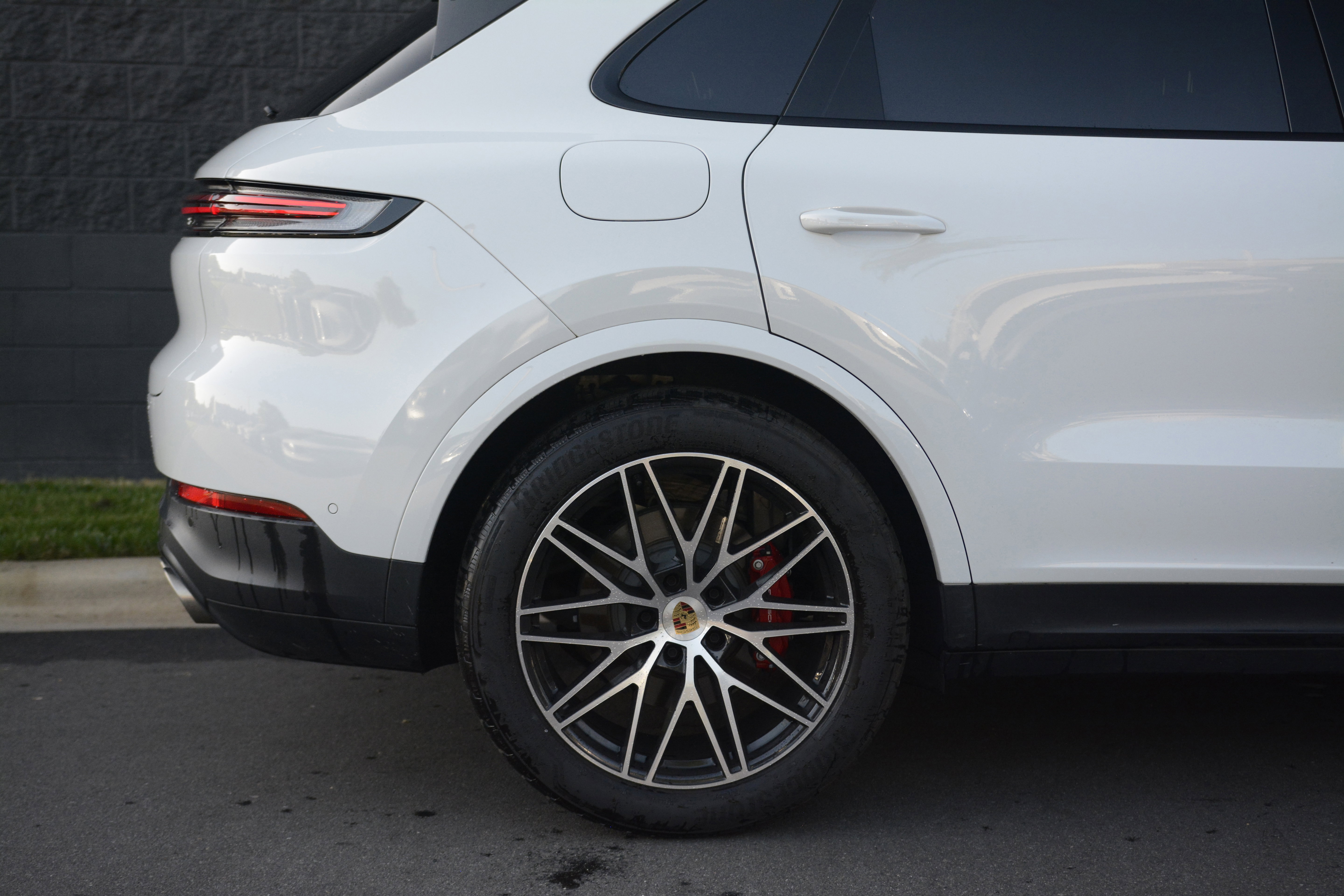 Certified 2024 Porsche Cayenne S AWD/4WD image 42