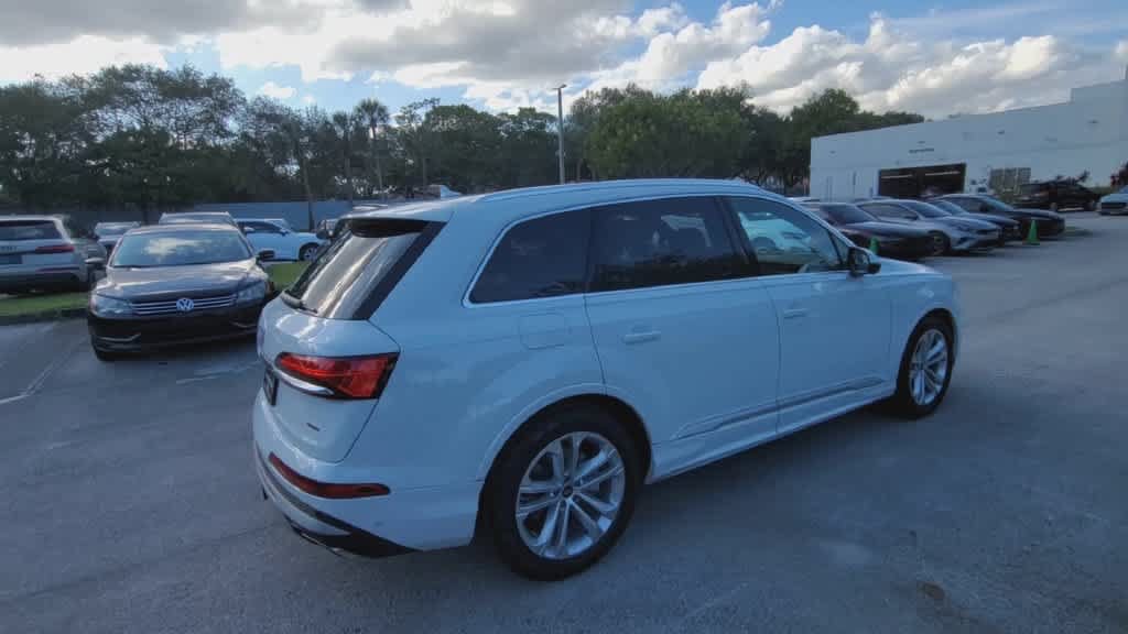 Certified 2025 Audi Q7 3.0T Premium Plus w/ Premium Plus Package AWD/4WD image 8