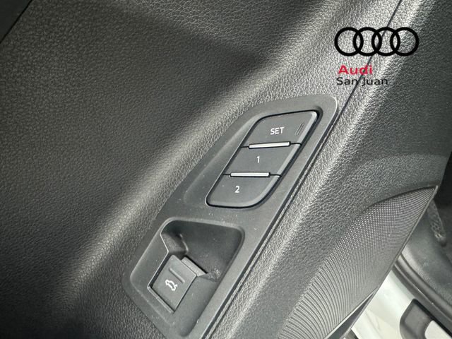 Used 2025 Audi Q3 2.0T Premium w/ Convenience Package image 31