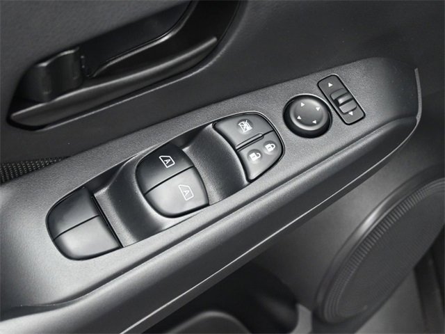 New 2025 Nissan Kicks Play S image 13