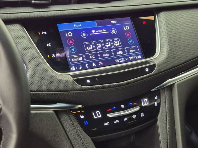 Certified 2023 Cadillac XT5 Premium Luxury w/ Technology Package AWD/4WD image 14