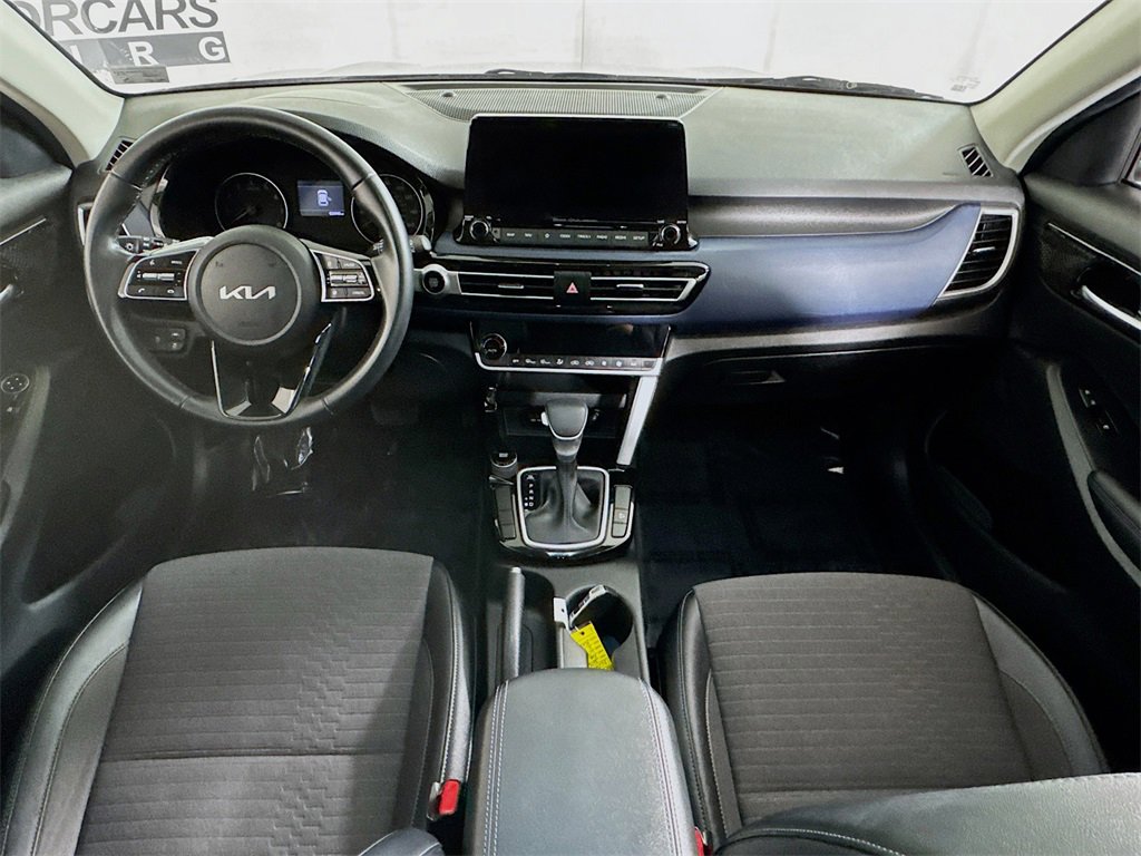 Used 2023 Kia Seltos S w/ Navigation Package image 27