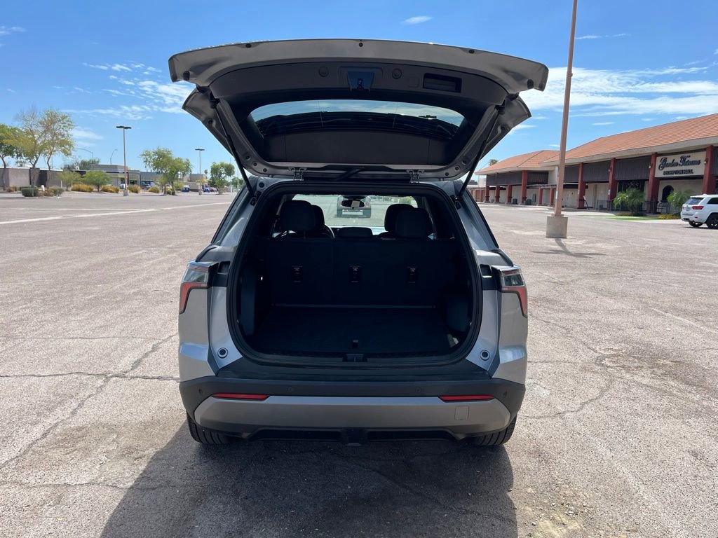 Used 2025 Chevrolet Equinox LT image 12