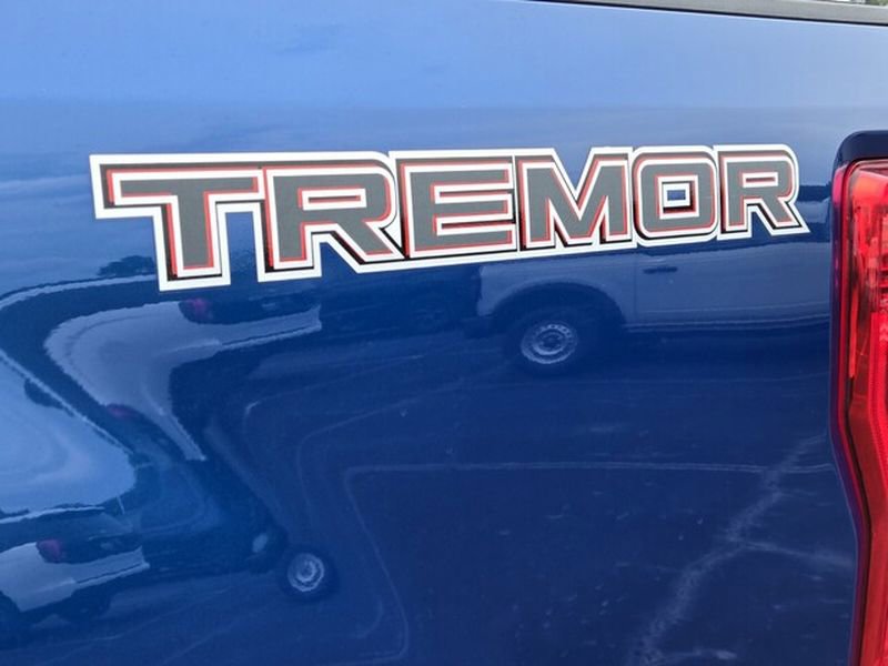 Used 2022 Ford F350 Platinum w/ Tremor Off-Road Package AWD/4WD image 14