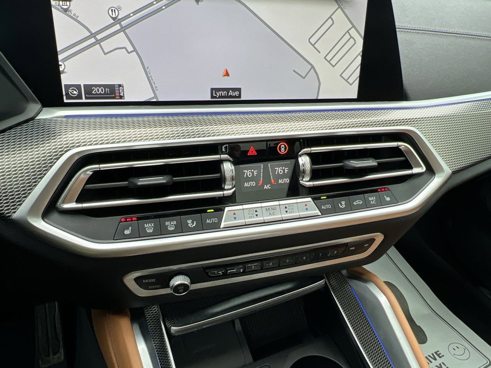 Used 2023 BMW X6 xDrive40i w/ M Sport Package image 22