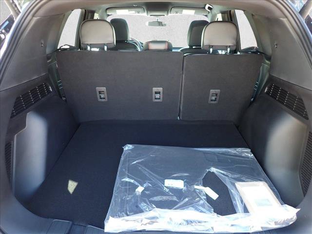 New 2026 Ford Escape ST-Line w/ Tech Pack #1 AWD/4WD image 8