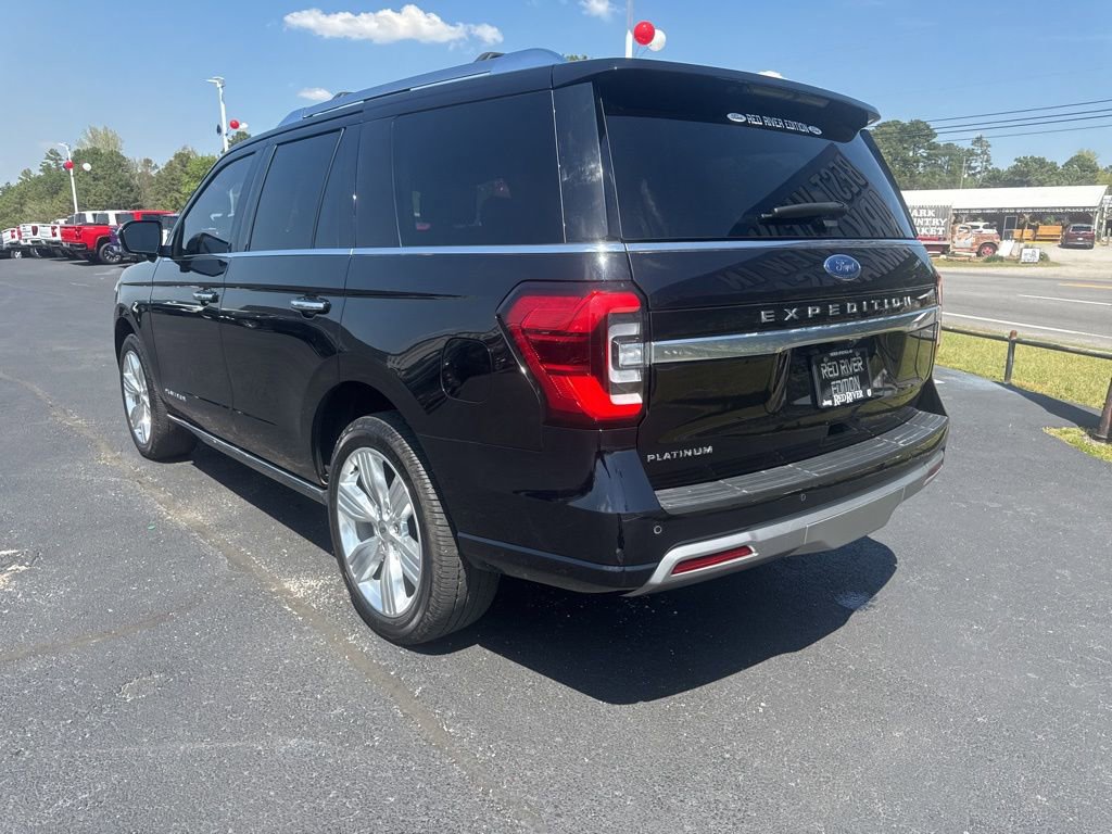 Used 2023 Ford Expedition Platinum image 7