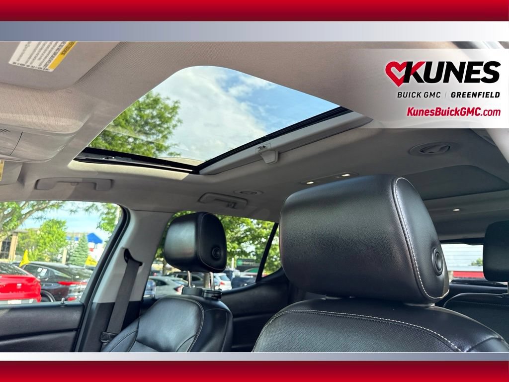 Used 2018 GMC Acadia SLT AWD/4WD image 14