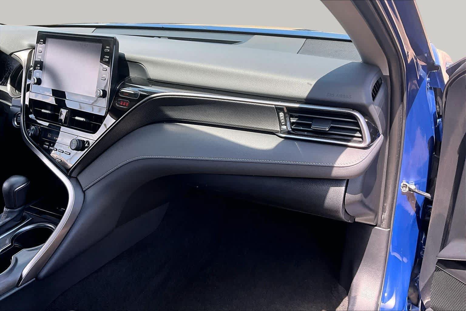 Used 2023 Toyota Camry XSE FWD image 18