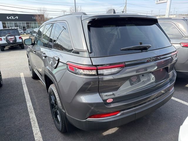 New 2026 Jeep Grand Cherokee Altitude image 5