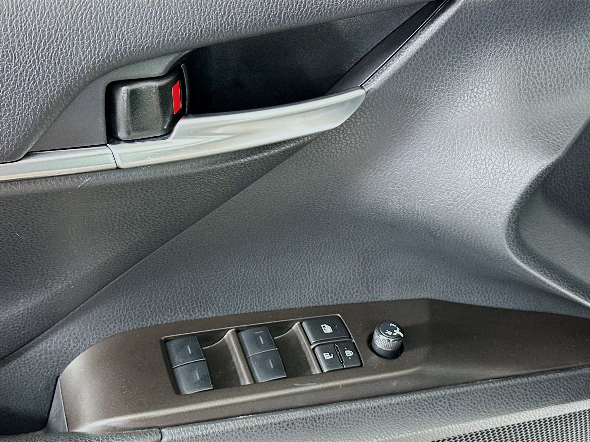 Used 2024 Toyota Camry LE image 15