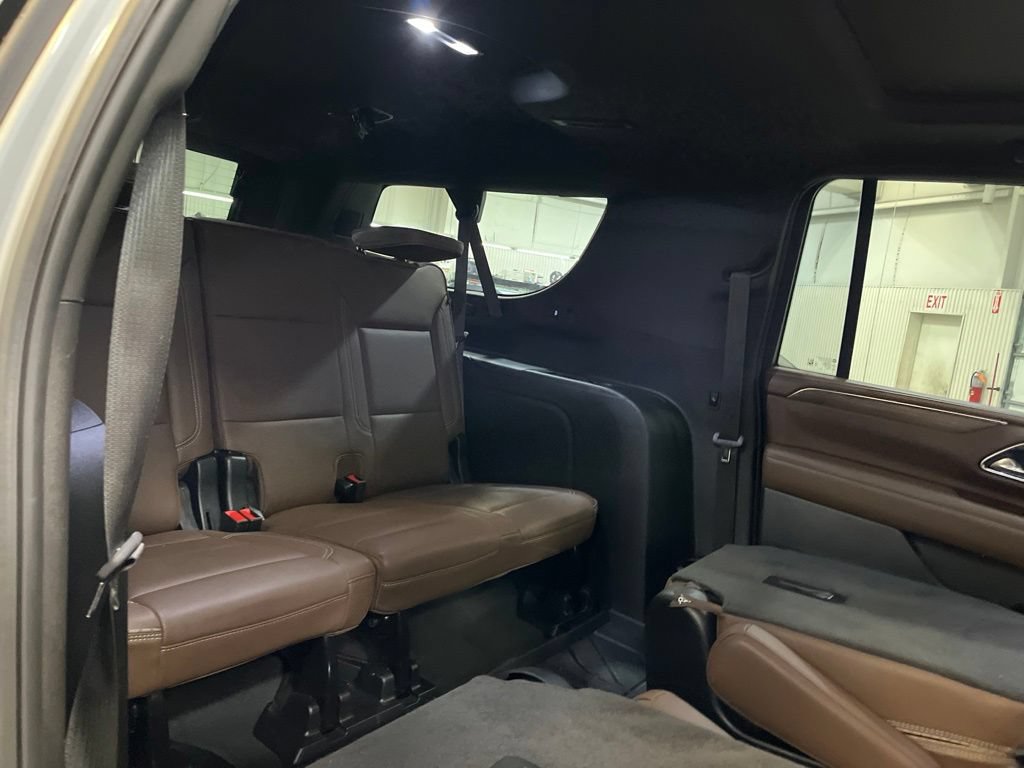 Used 2024 Chevrolet Suburban High Country w/ Max Trailering Package AWD/4WD image 29