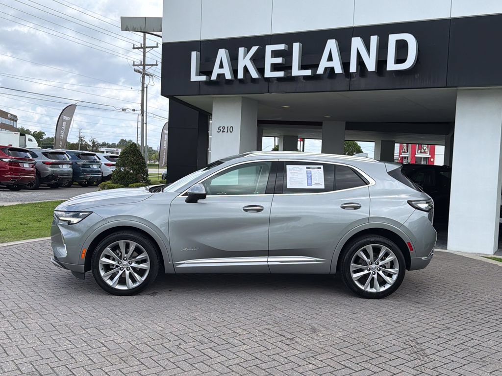Used 2023 Buick Envision Avenir FWD image 3
