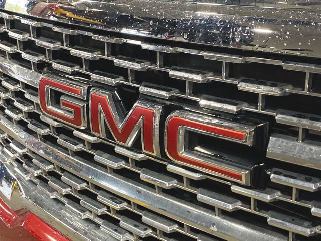Used 2023 GMC Acadia Denali FWD image 31