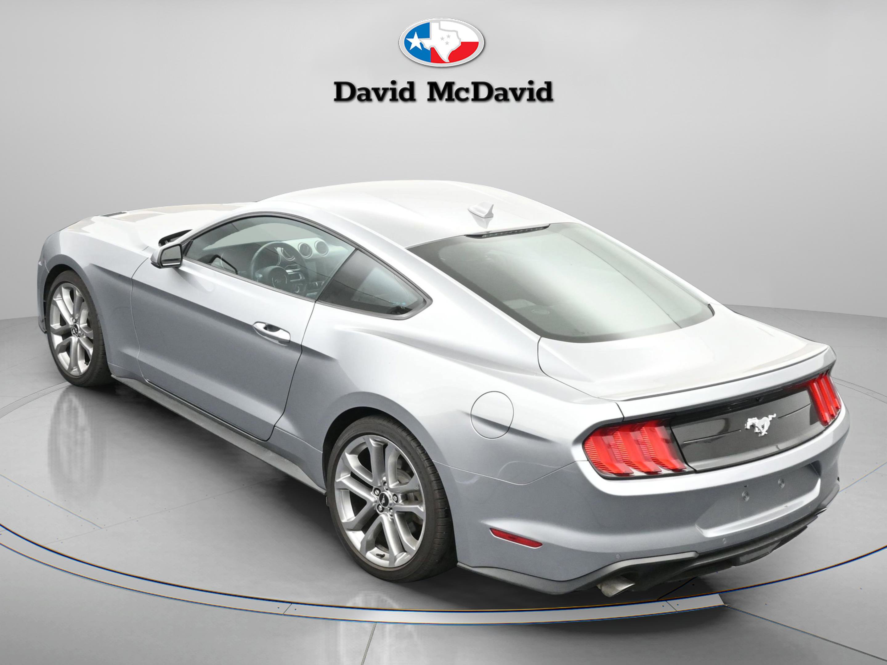 Used 2022 Ford Mustang Premium w/ Equipment Group 201A image 7