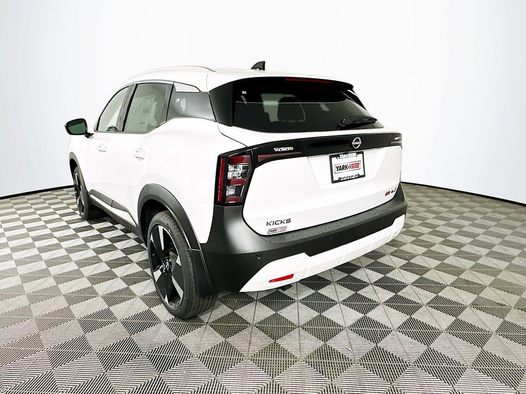 New 2026 Nissan Kicks SR w/ SR Premium Package image 7