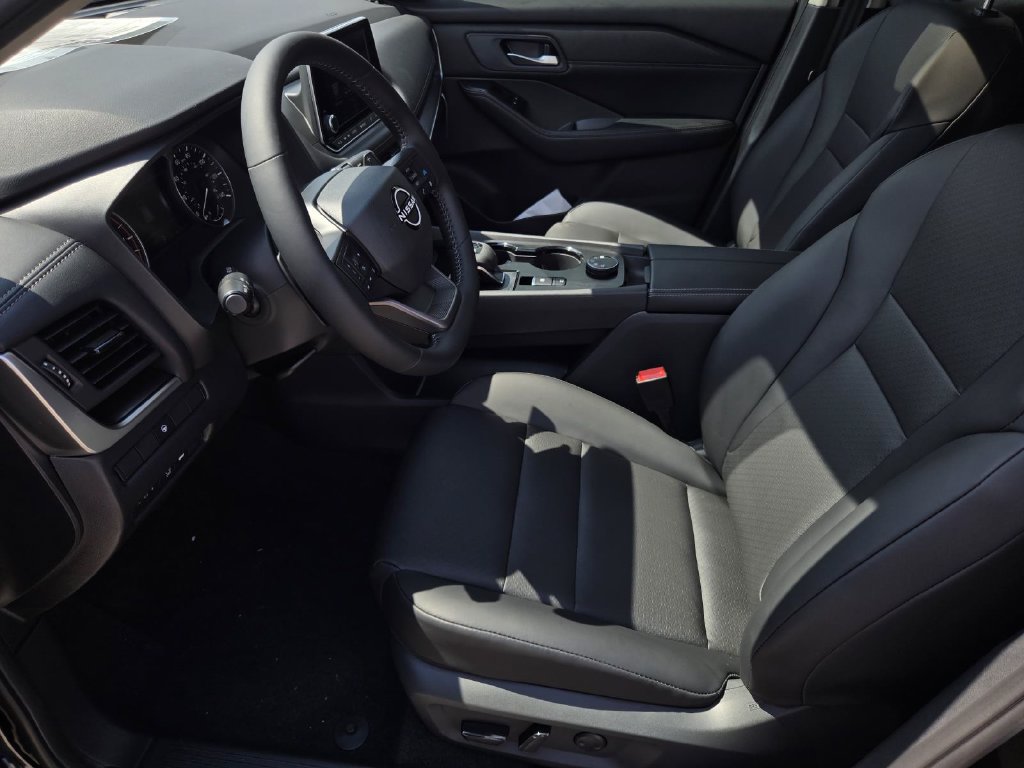 New 2026 Nissan Rogue Dark Armor AWD/4WD image 20