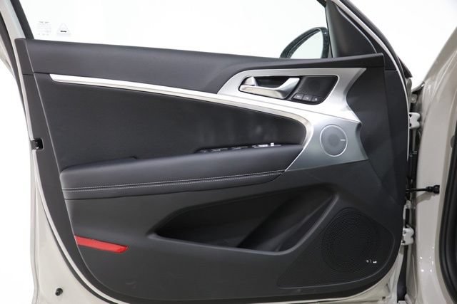 New 2026 Genesis G70 2.5T Prestige AWD/4WD image 17