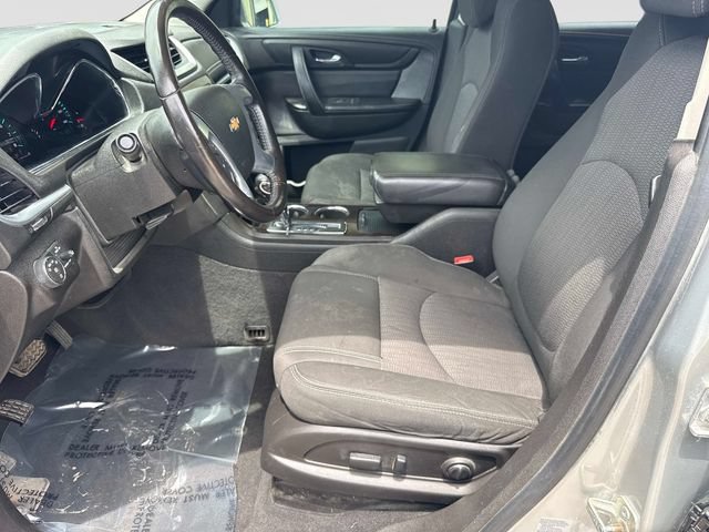 Used 2016 Chevrolet Traverse LT w/ Style and Technology Package FWD image 13