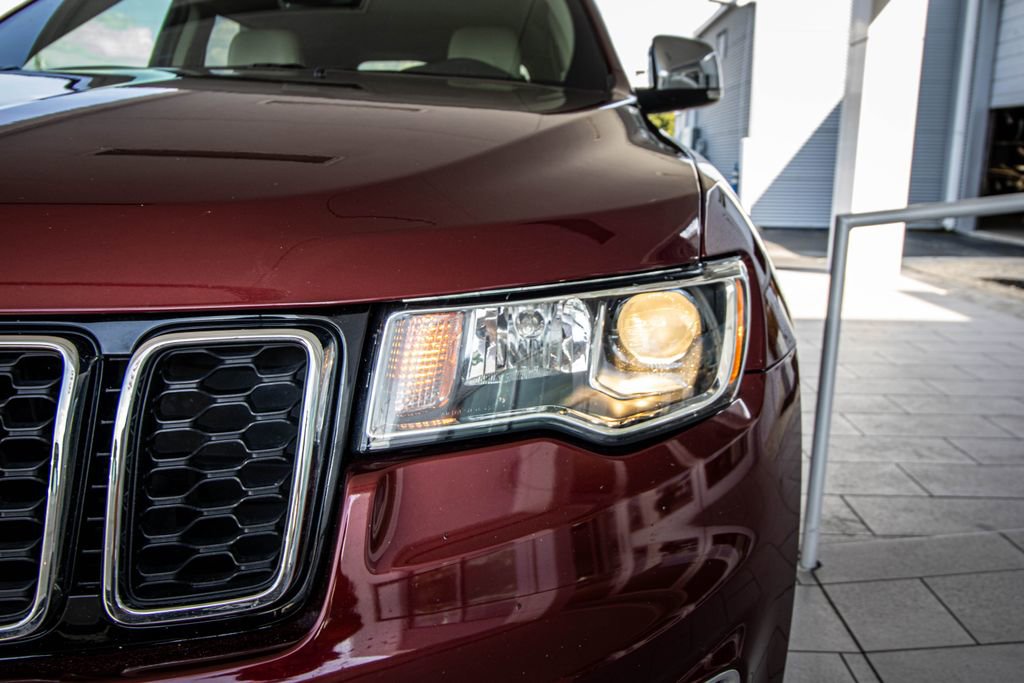 Used 2020 Jeep Grand Cherokee Limited image 6