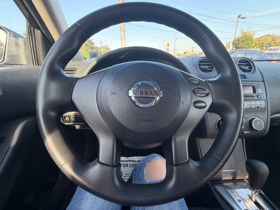 Used 2011 Nissan Altima 2.5 S FWD image 30