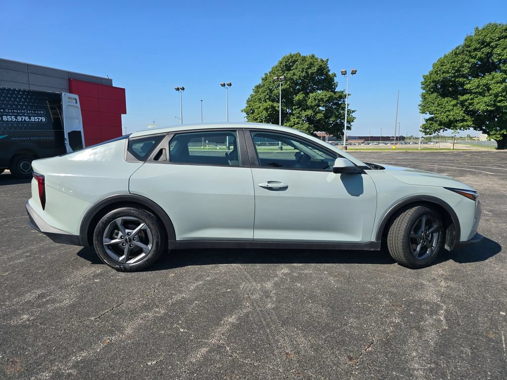 Used 2025 Kia K4 FWD image 14