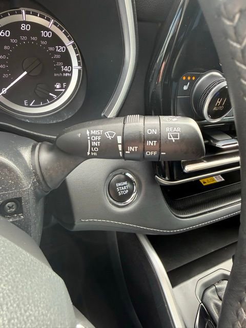 Used 2023 Toyota Highlander XLE image 23