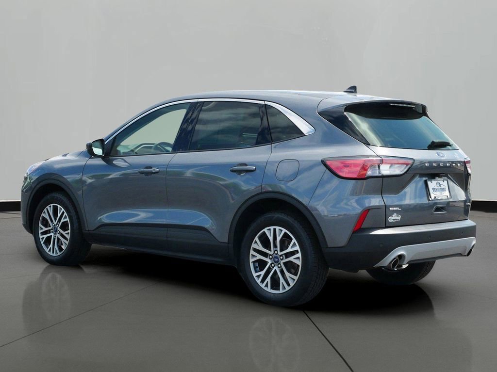 Used 2022 Ford Escape SEL w/ Technology Package image 2