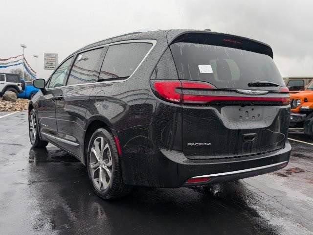 New 2026 Chrysler Pacifica Pinnacle image 5
