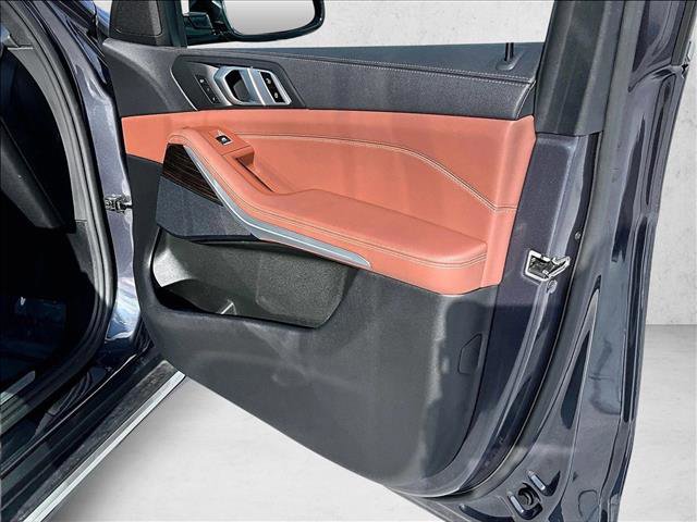 Used 2021 BMW X5 xDrive45e w/ Parking Assistance Package image 19