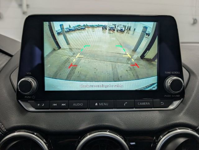 Used 2024 Nissan Sentra SV FWD image 16