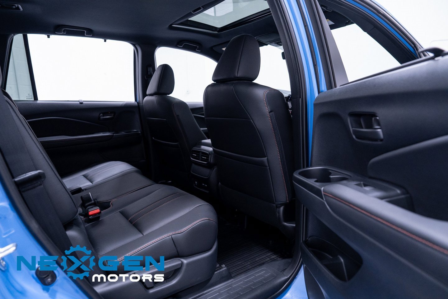 Used 2025 Honda Passport TrailSport image 41