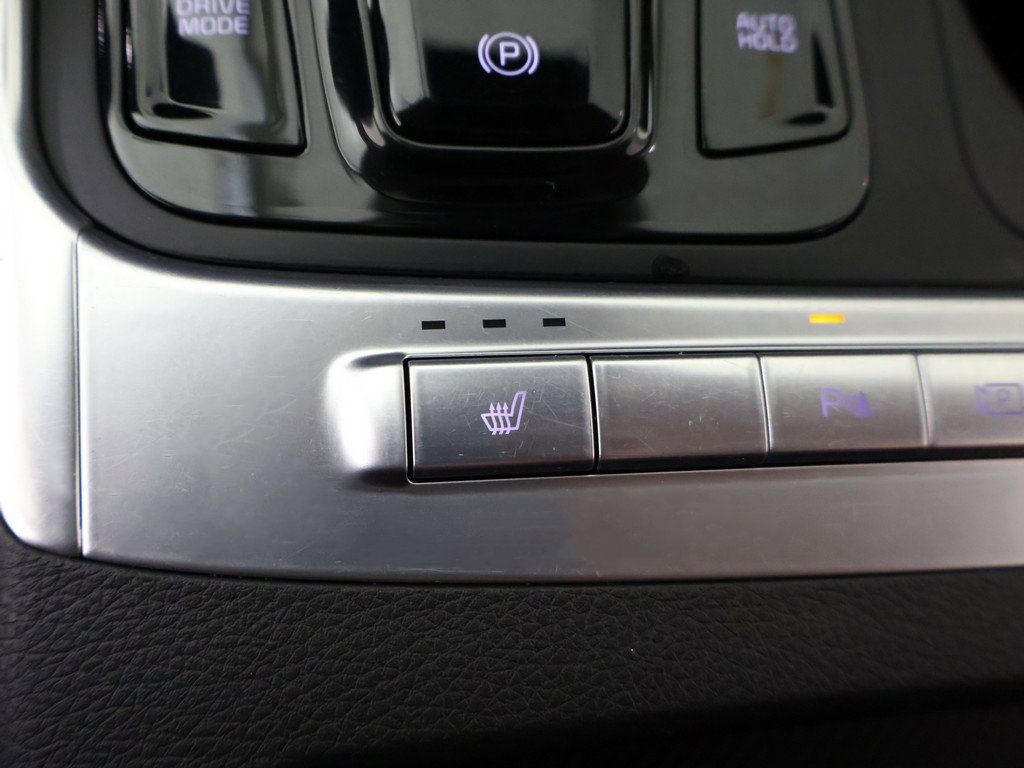 Used 2025 Kia Carnival EX FWD image 55