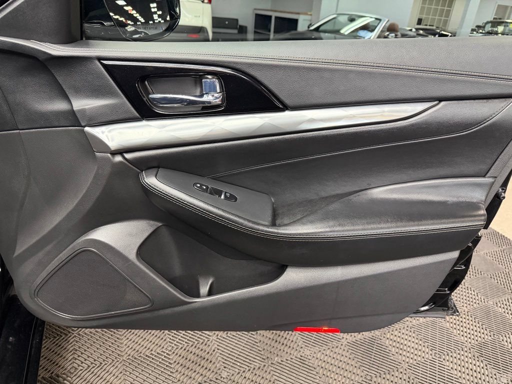 Used 2022 Nissan Maxima SV w/ Floor Mat Group FWD image 53