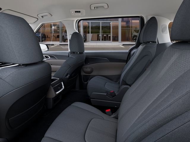 New 2026 Kia Carnival LX image 18
