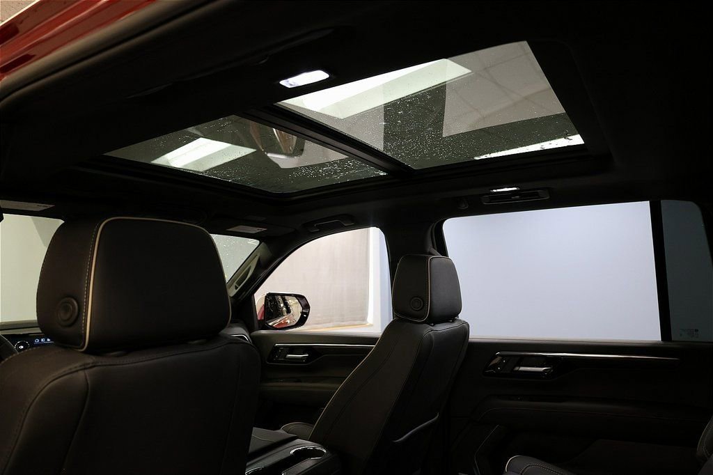 New 2026 Chevrolet Suburban Premier w/ Sun And Tow Package image 22