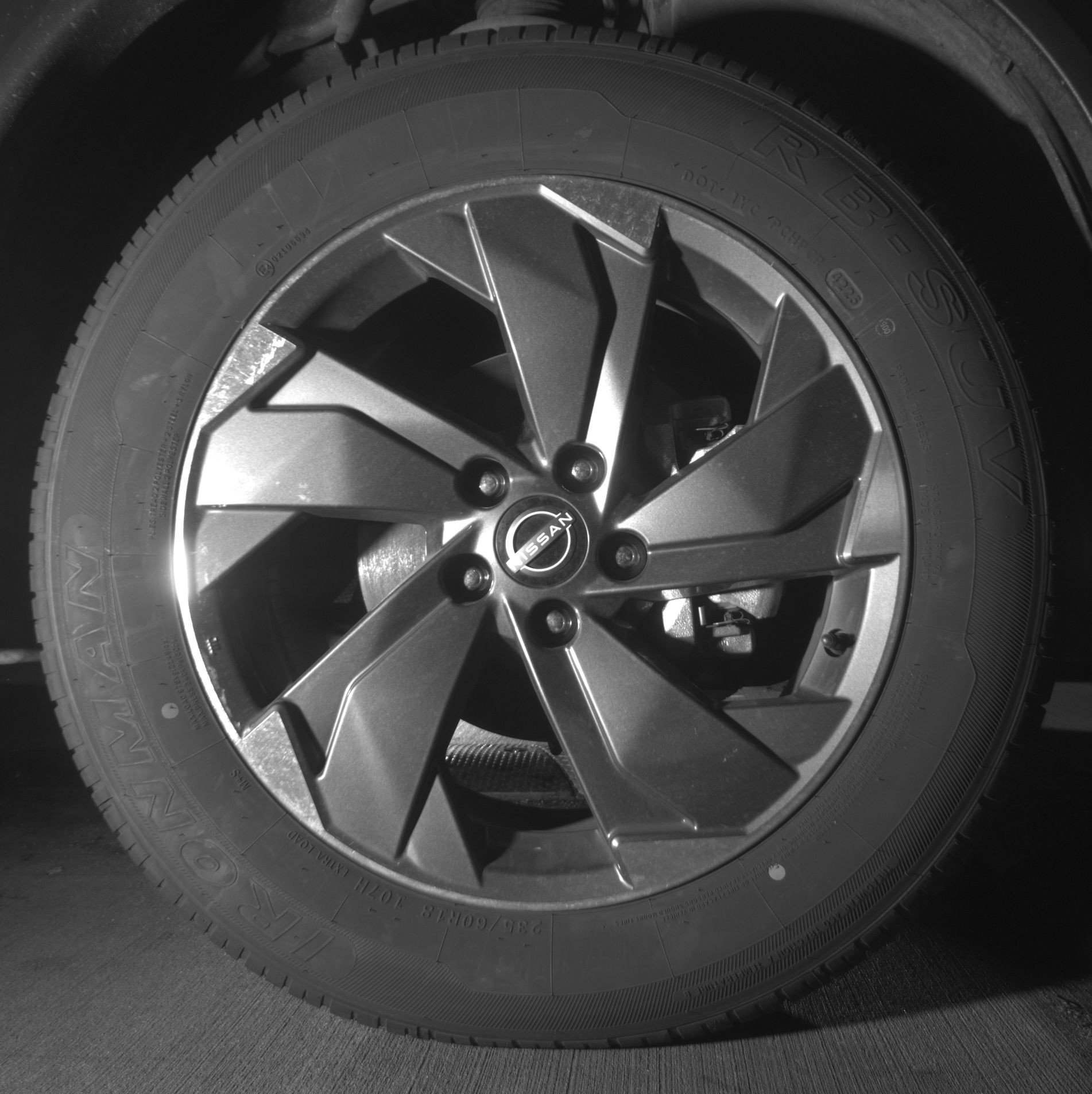 Used 2025 Nissan Rogue SV FWD image 13