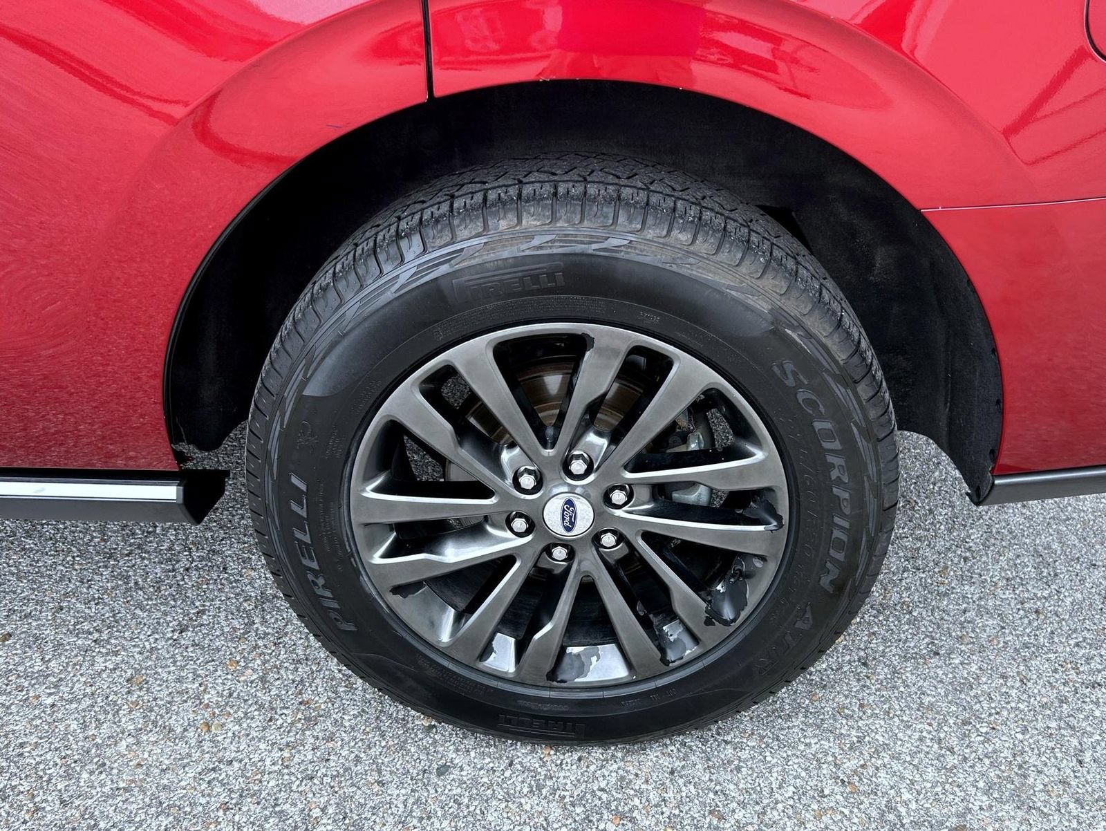 Used 2019 Ford Expedition Limited w/ Equipment Group 301A AWD/4WD image 24