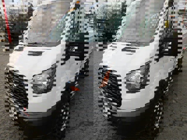 Used 2019 Ford Transit 250 138 RWD image 33