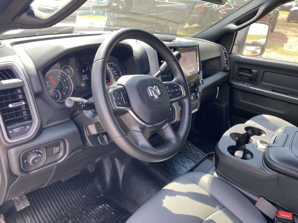 New 2027 RAM 4500 4x4 Crew Cab DRW image 17