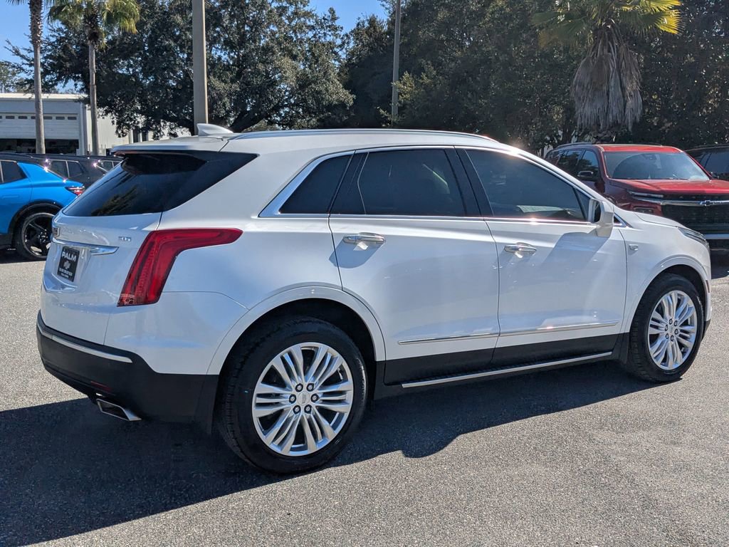 Used 2019 Cadillac XT5 Premium Luxury image 3
