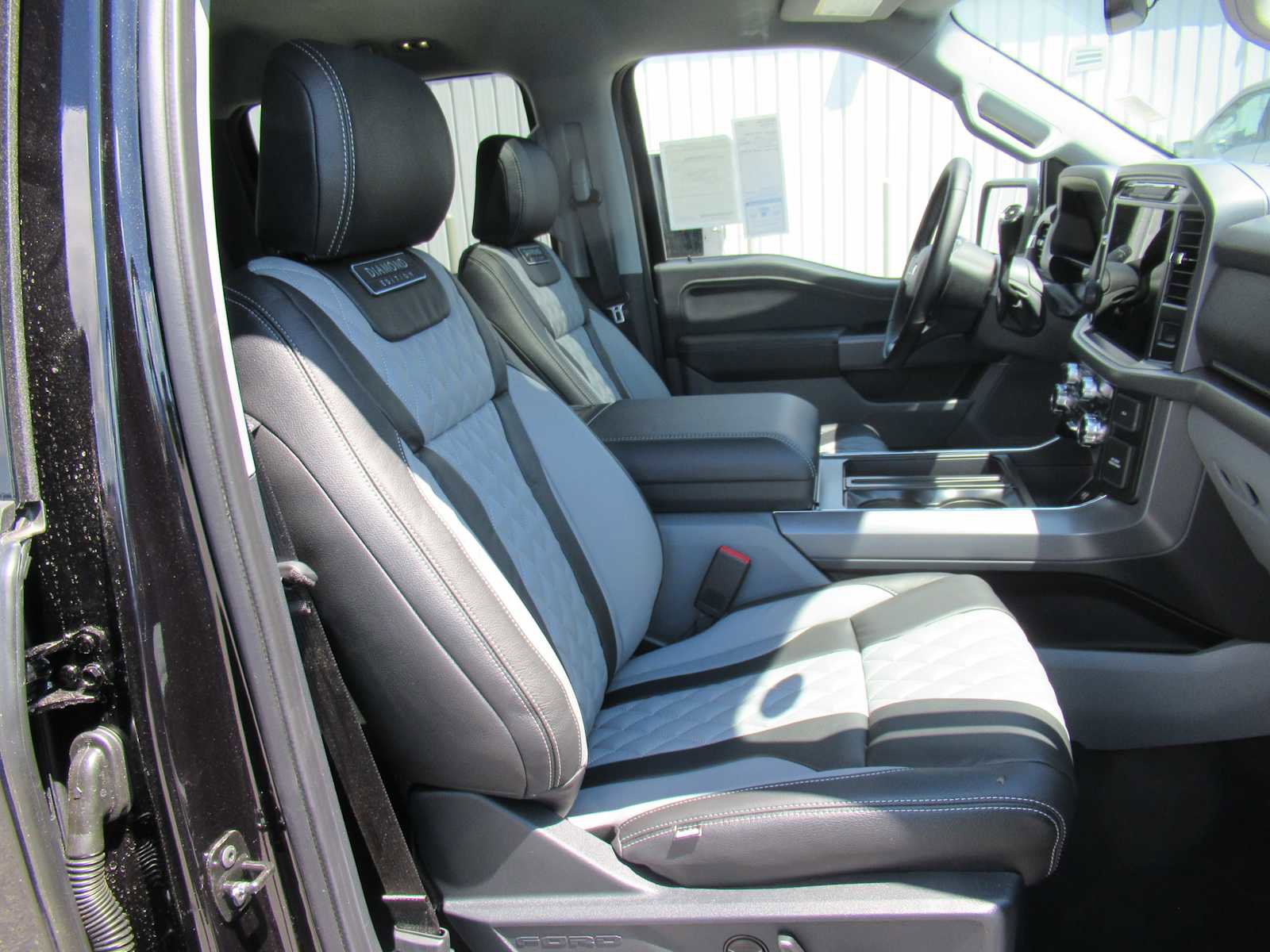 New 2025 Ford F150 XLT w/ Equipment Group 302A MID image 14